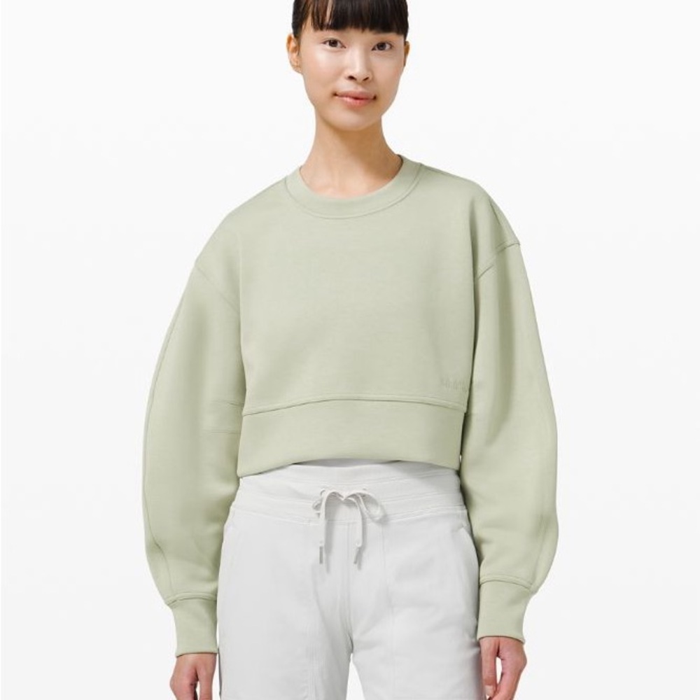 Lululemon Cropped Crewneck Pullover